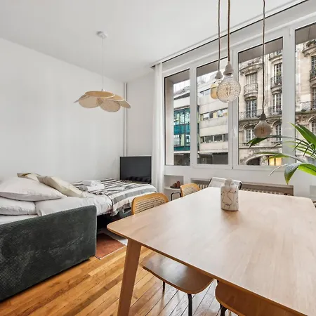 Le Louvre & De - Cityapartmentstay 아파트 *
